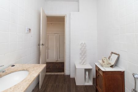 Apartamento à venda com 158m², 3 quartos e 1 vaga Apartamento à venda com 158m², 3 quartos e 1 vagaBanheiro