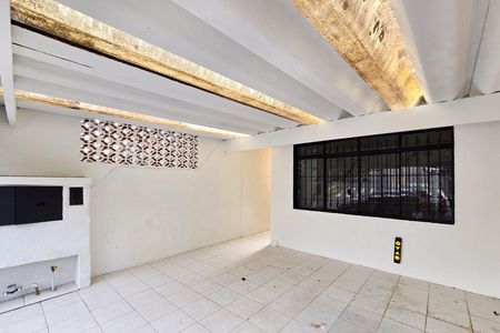 Casa para alugar com 96m², 2 quartos e sem vaga Casa para alugar com 96m², 2 quartos e sem vagaGaragem