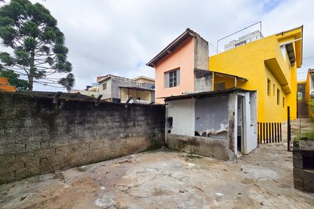 Casa para alugar com 96m², 2 quartos e sem vaga Casa para alugar com 96m², 2 quartos e sem vagaQuintal