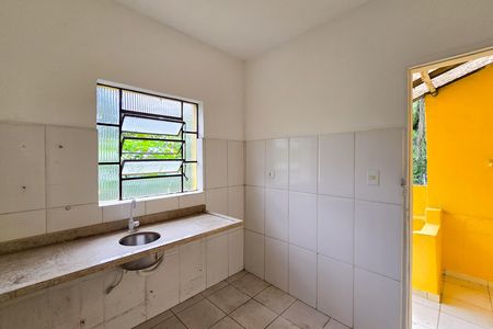 Casa para alugar com 96m², 2 quartos e sem vaga Casa para alugar com 96m², 2 quartos e sem vagaCozinha