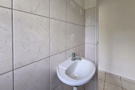 Casa para alugar com 96m², 2 quartos e sem vaga Casa para alugar com 96m², 2 quartos e sem vagaBanheiro 2