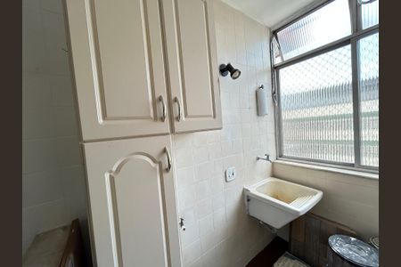 Apartamento para alugar com 70m², 3 quartos e 1 vagaÁrea de Serviço