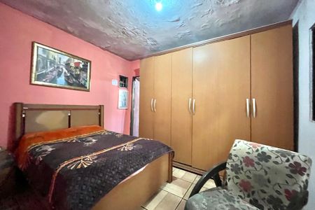 Casa à venda com 137m², 5 quartos e 1 vagaQuarto 1