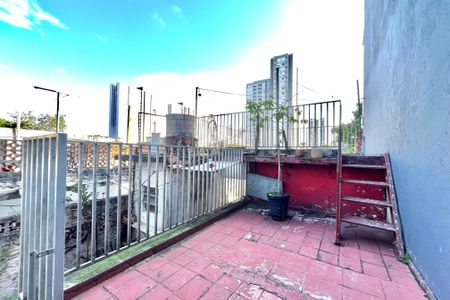 Casa à venda com 137m², 5 quartos e 1 vagaÁrea externa