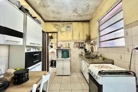 Casa à venda com 137m², 5 quartos e 1 vagaCozinha 1