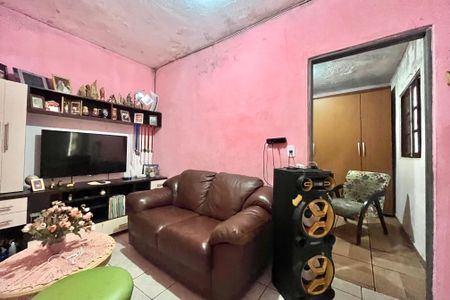 Sala 1 de casa à venda com 5 quartos, 137m² em Conjunto Residencial Jardim Canaa, São Paulo