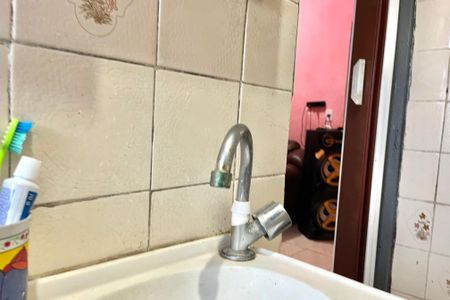 Casa à venda com 137m², 5 quartos e 1 vagaBanheiro 1