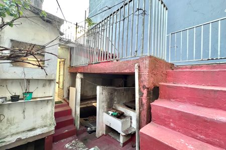 Casa à venda com 137m², 5 quartos e 1 vagaÁrea externa