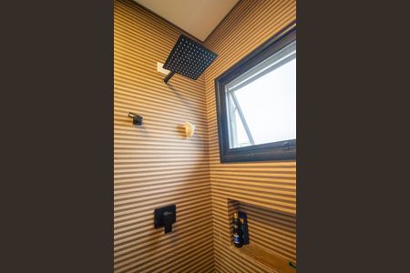 Casa de condomínio para alugar com 299m², 4 quartos e 6 vagasBanheiro da Suíte 2