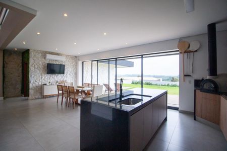 Casa de condomínio para alugar com 299m², 4 quartos e 6 vagasÁrea gourmet