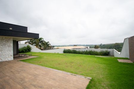 Casa de condomínio para alugar com 299m², 4 quartos e 6 vagasArea Externa 