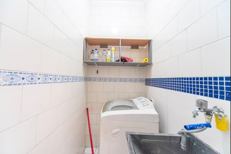 Casa à venda com 219m², 4 quartos e sem vaga Casa à venda com 219m², 4 quartos e sem vagaÁrea de Serviço