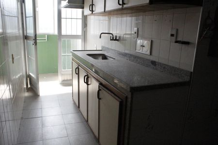 Apartamento à venda com 245m², 3 quartos e 2 vagasCozinha
