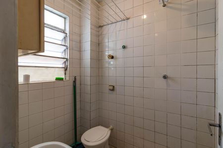 Studio para alugar com 28m², 1 quarto e sem vaga Studio para alugar com 28m², 1 quarto e sem vagaBanheiro