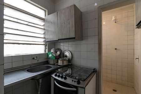 Cozinha de kitnet/studio para alugar com 1 quarto, 28m² em Barra Funda, São Paulo