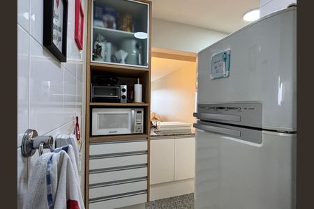 Apartamento à venda com 64m², 2 quartos e 2 vagasCozinha