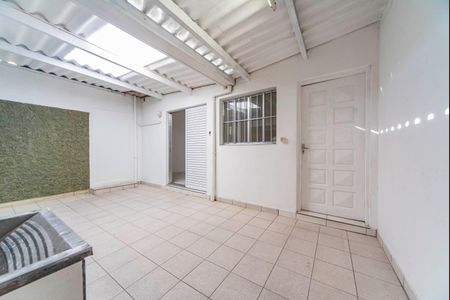 Casa para alugar com 152m², 4 quartos e 3 vagasQuintal Fundos