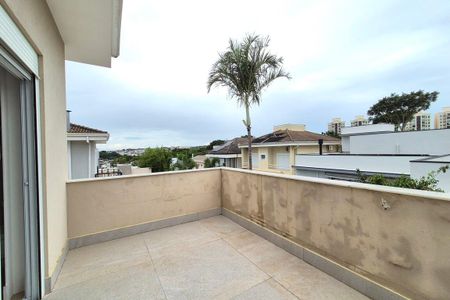 Casa de condomínio à venda com 583m², 5 quartos e 4 vagasVaranda da Suíte 4 