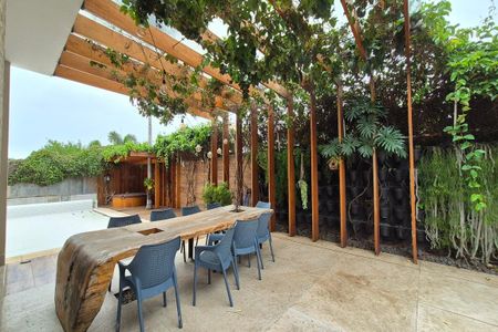 Casa de condomínio à venda com 583m², 5 quartos e 4 vagasÁrea Comum