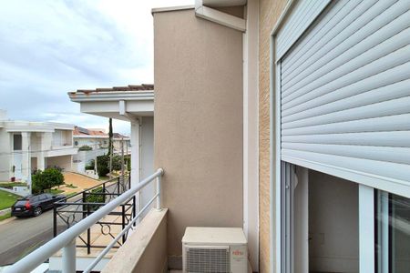 Casa de condomínio à venda com 583m², 5 quartos e 4 vagasVaranda da Suíte 2