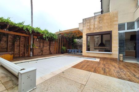 Casa de condomínio à venda com 583m², 5 quartos e 4 vagasÁrea comum - Piscina