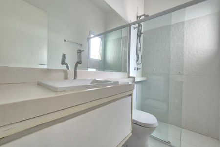 Casa de condomínio à venda com 583m², 5 quartos e 4 vagasBanheiro da Suíte 2