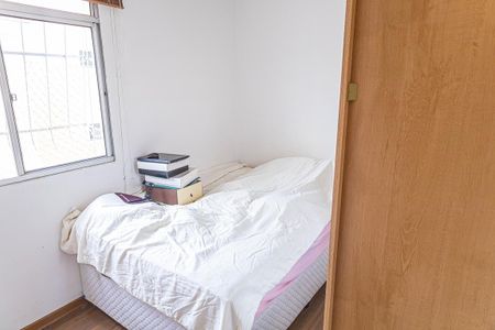 Quarto 1 de apartamento à venda com 2 quartos, 50m² em São João Batista, Belo Horizonte