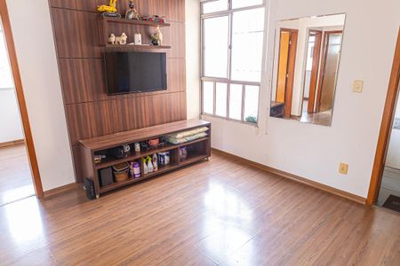 Sala de apartamento à venda com 2 quartos, 50m² em São João Batista, Belo Horizonte