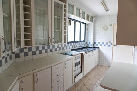 Apartamento à venda com 124m², 3 quartos e 3 vagasCozinha