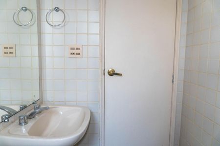 Apartamento à venda com 124m², 3 quartos e 3 vagasBanheiro da Suíte 2