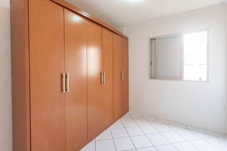 Quarto 2 de apartamento à venda com 3 quartos, 67m² em Conjunto Residencial Ingai, São Paulo