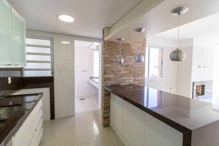 Apartamento à venda com 129m², 3 quartos e 2 vagasCozinha