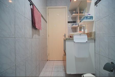 Casa à venda com 166m², 3 quartos e 3 vagasBanheiro da Suíte