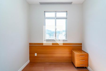Apartamento para alugar com 70m², 3 quartos e 2 vagas
