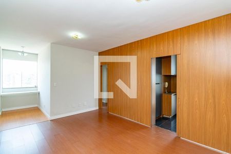 Apartamento para alugar com 70m², 3 quartos e 2 vagas