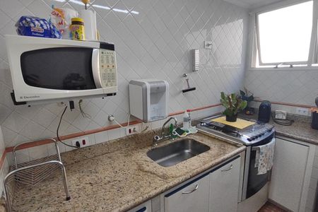 Apartamento à venda com 56m², 2 quartos e 1 vaga Apartamento à venda com 56m², 2 quartos e 1 vagaCozinha