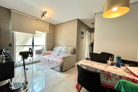 Sala de apartamento à venda com 2 quartos, 55m² em Vila Fachini, São Paulo