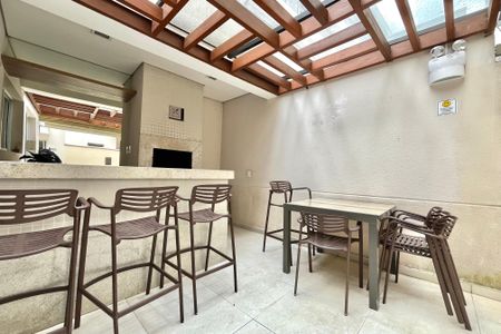 Apartamento à venda com 55m², 2 quartos e 1 vagaÁrea comum - Churrasqueira