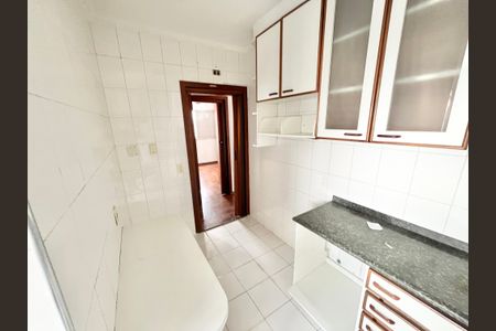 Apartamento à venda com 60m², 2 quartos e 2 vagasCozinha