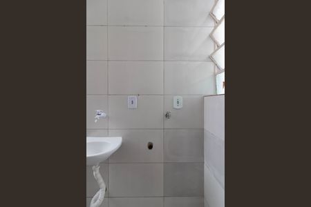 Banheiro de kitnet/studio para alugar com 1 quarto, 33m² em Barra Funda, São Paulo