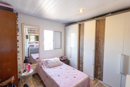 Casa à venda com 180m², 4 quartos e 2 vagas Casa à venda com 180m², 4 quartos e 2 vagasQuarto 1