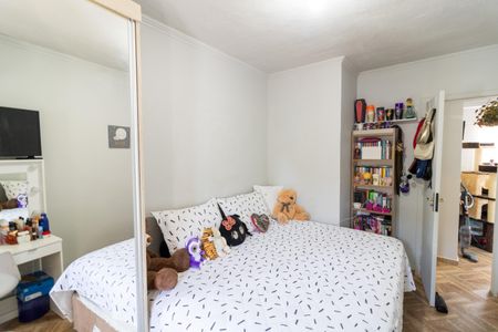 Casa à venda com 180m², 4 quartos e 2 vagas Casa à venda com 180m², 4 quartos e 2 vagasQuarto 3