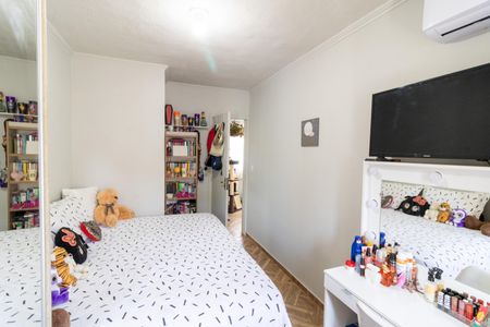 Casa à venda com 180m², 4 quartos e 2 vagas Casa à venda com 180m², 4 quartos e 2 vagasQuarto 3