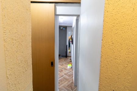 Casa à venda com 180m², 4 quartos e 2 vagas Casa à venda com 180m², 4 quartos e 2 vagasBanheiro 2