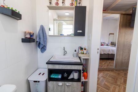 Casa à venda com 180m², 4 quartos e 2 vagas Casa à venda com 180m², 4 quartos e 2 vagasBanheiro da Suíte