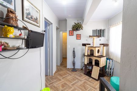 Casa à venda com 180m², 4 quartos e 2 vagas Casa à venda com 180m², 4 quartos e 2 vagasCorredor