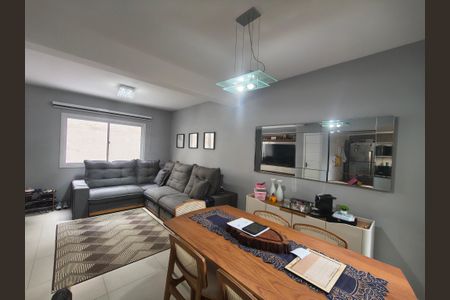 Casa à venda com 96m², 3 quartos e 1 vagaSala