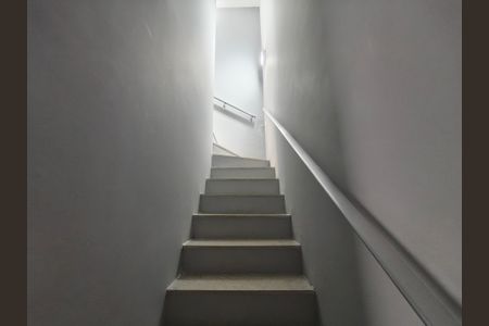 Casa à venda com 96m², 3 quartos e 1 vagaEscada Segundo Andar 