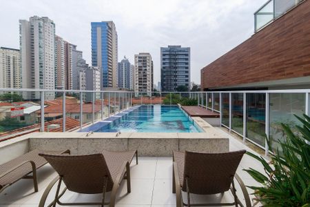 Apartamento à venda com 70m², 2 quartos e 1 vagaPiscina