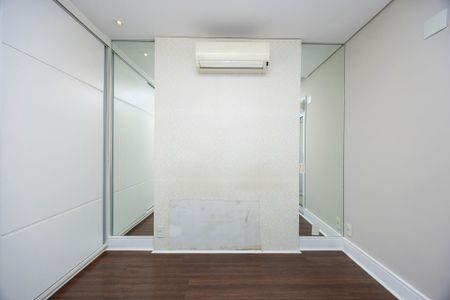 Apartamento à venda com 70m², 2 quartos e 1 vagaSuíte